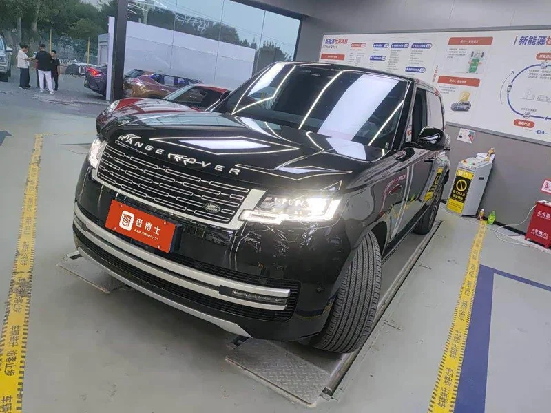 Land Rover Range Rover — фото 1