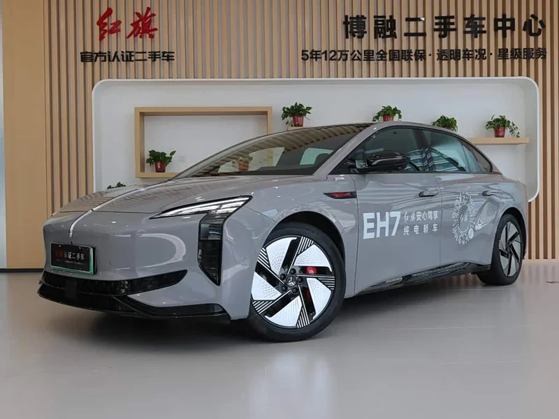 Hongqi EH7 — фото 1