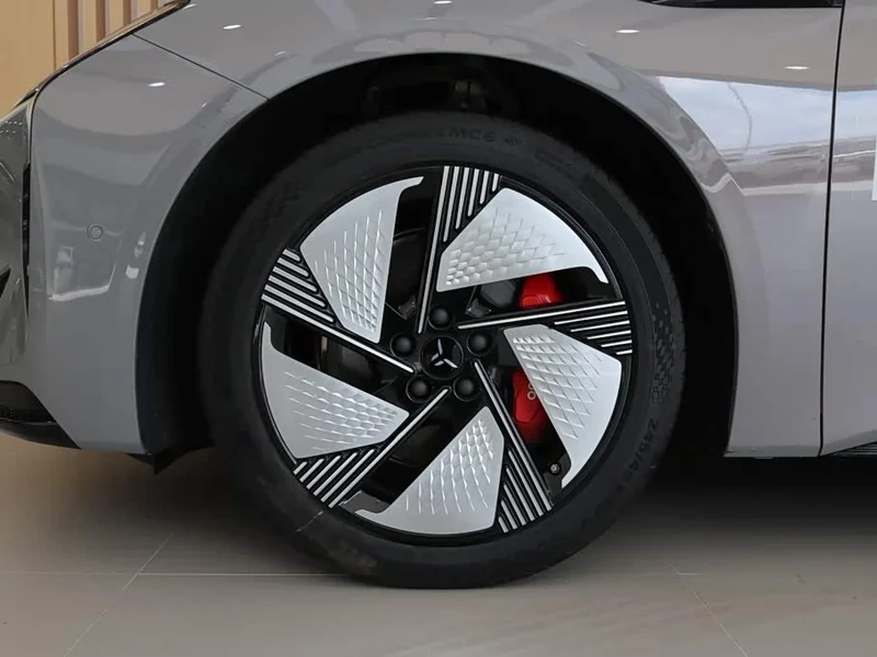 Hongqi EH7 — фото 16