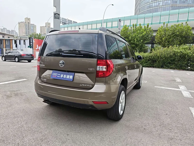 Skoda Yeti — фото 4