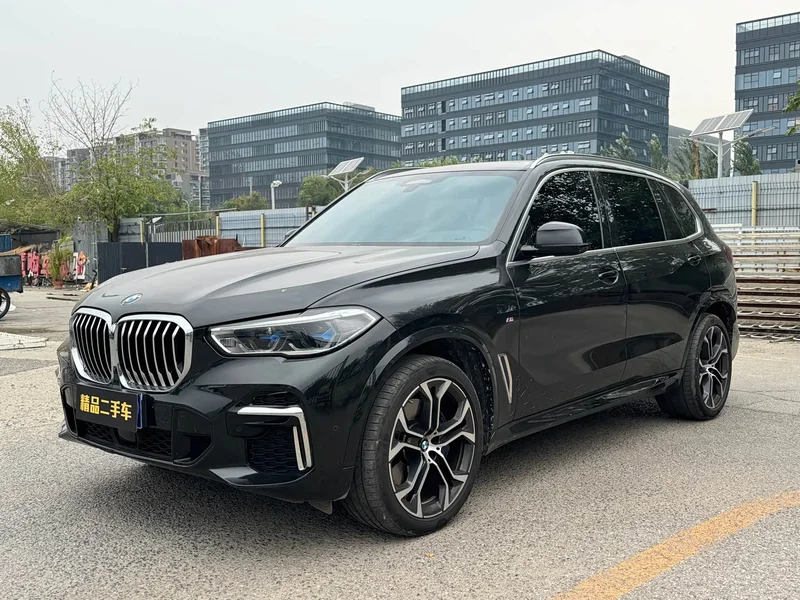 BMW X5 — фото 1