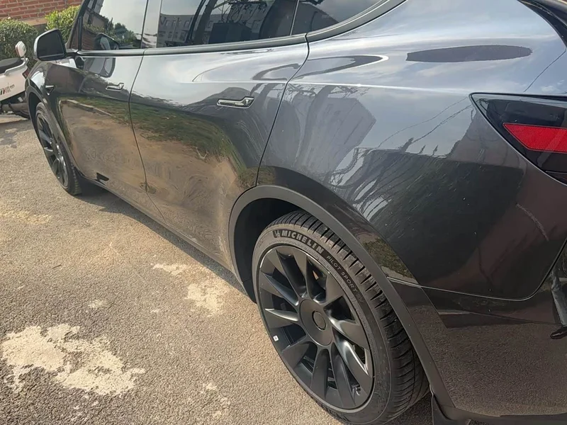 Tesla Model Y — фото 19