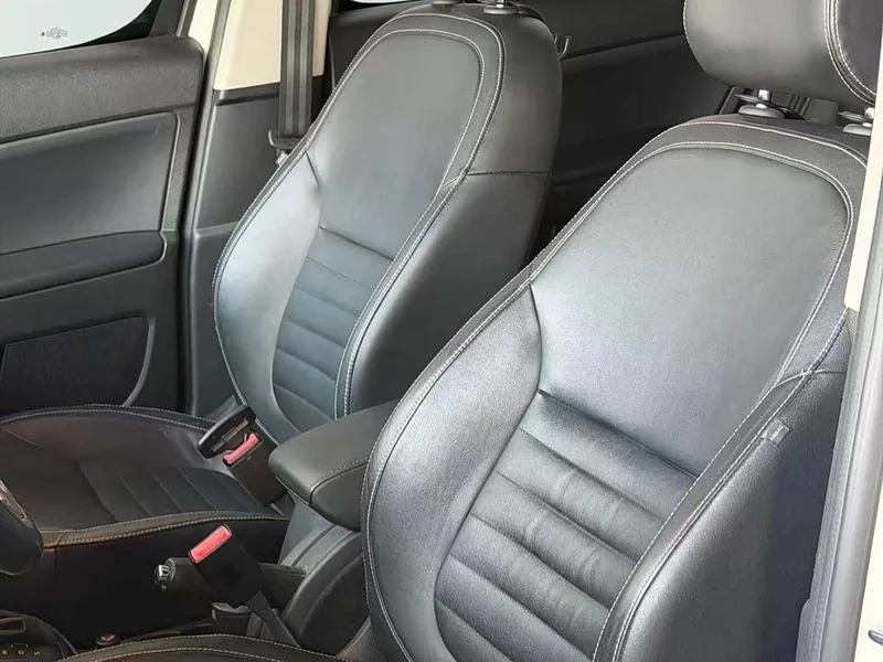 Skoda Yeti — фото 10