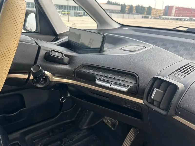 Baojun KiWi EV — фото 12