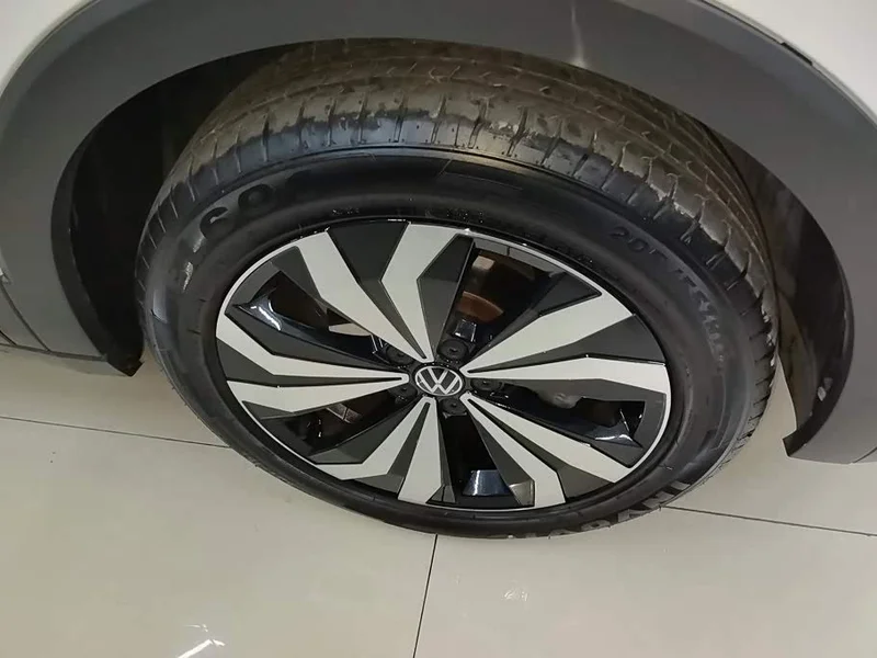 Volkswagen Tharu — фото 6