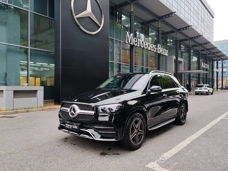 Mercedes-Benz GLE — фото 1