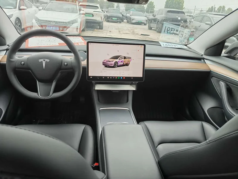 Tesla Model 3 — фото 6
