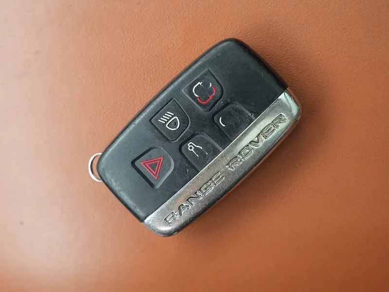 Land Rover Range Rover — фото 11