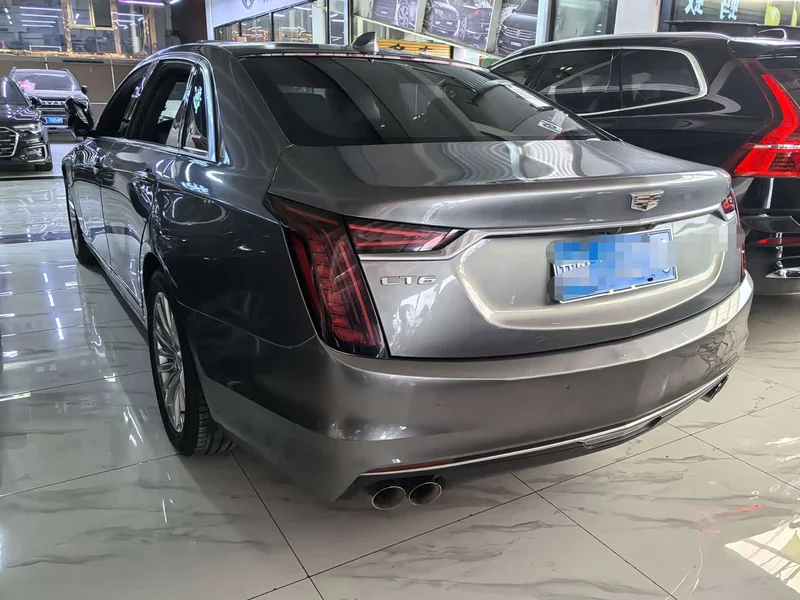 Cadillac CT6 — фото 4