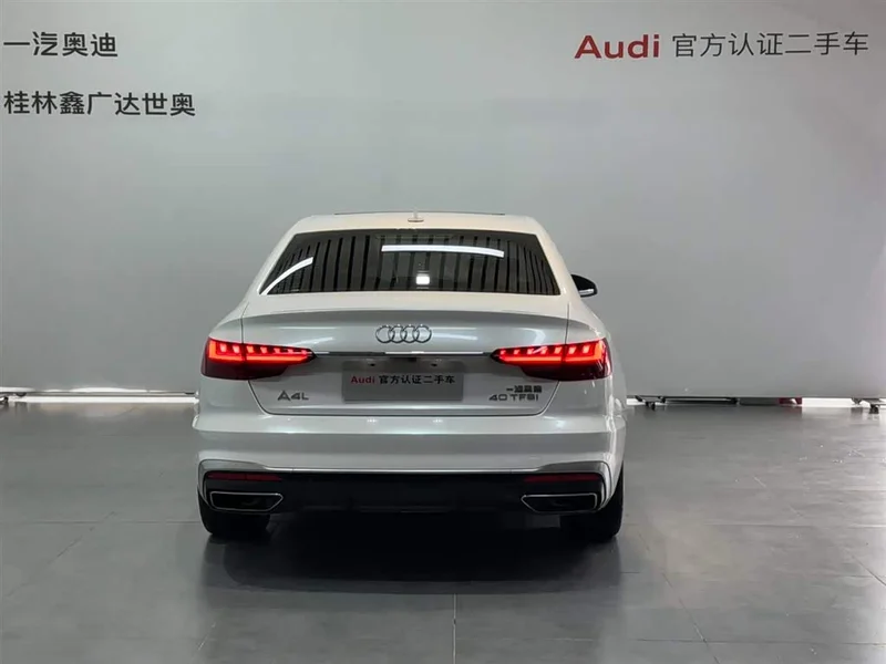 Audi A4L — фото 5