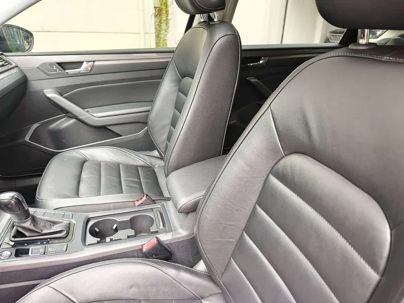 Volkswagen Passat — фото 17