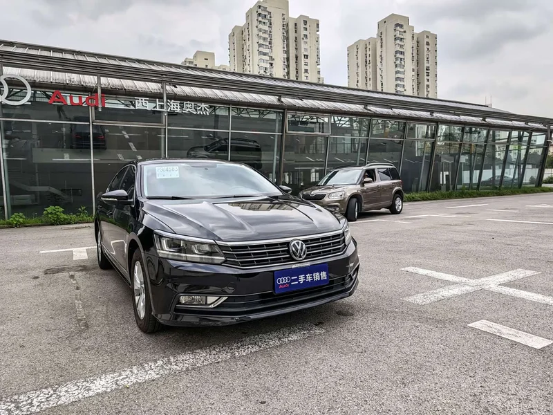 Volkswagen Passat — фото 3