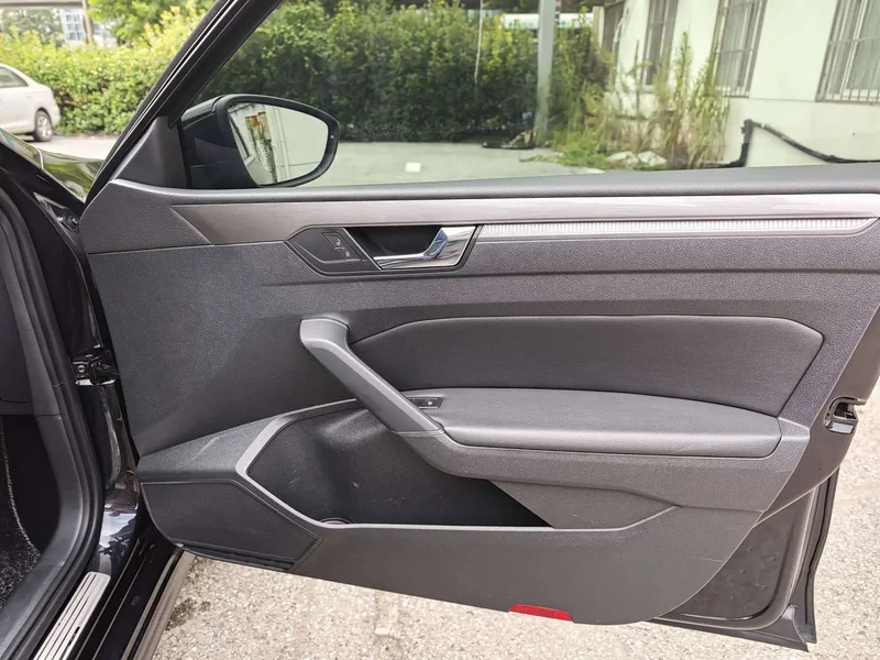 Volkswagen Passat — фото 9