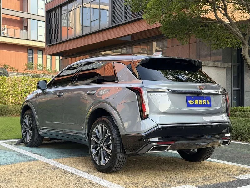 Cadillac XT5 — фото 5
