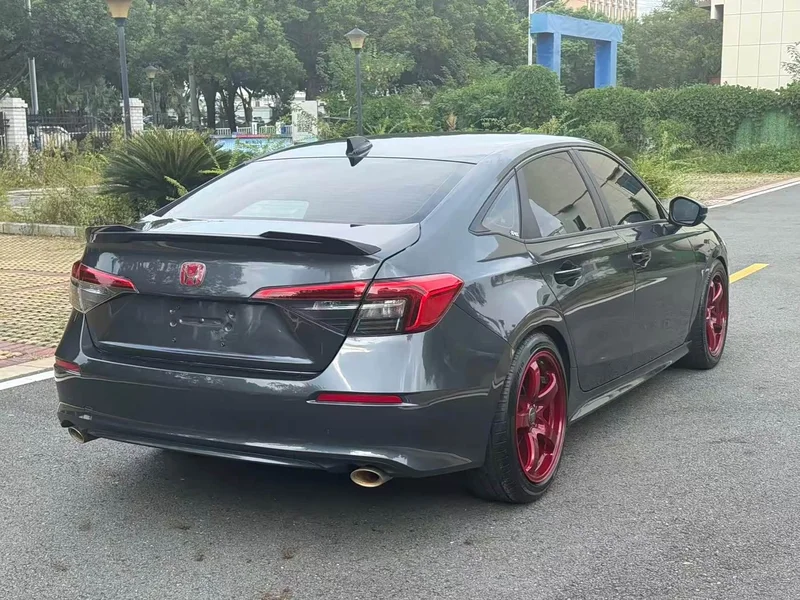 Honda Civic — фото 11