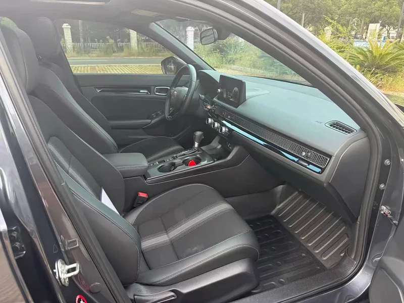 Honda Civic — фото 7