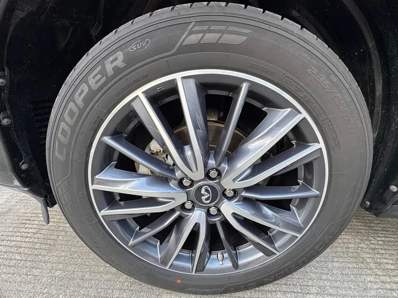 Infiniti QX60 (Imported) — фото 22