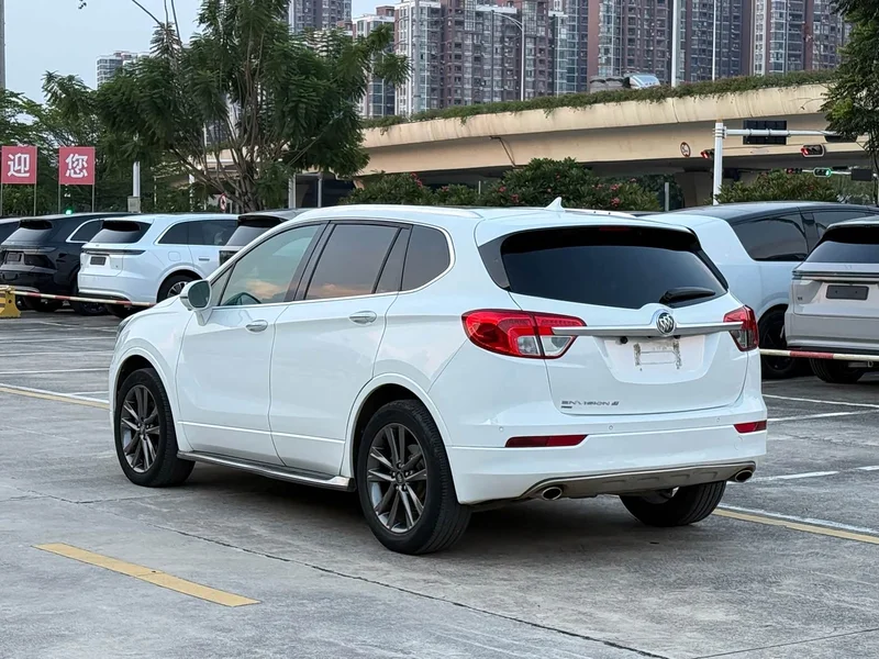 Buick Envision Plus — фото 5
