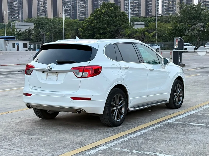Buick Envision Plus — фото 7