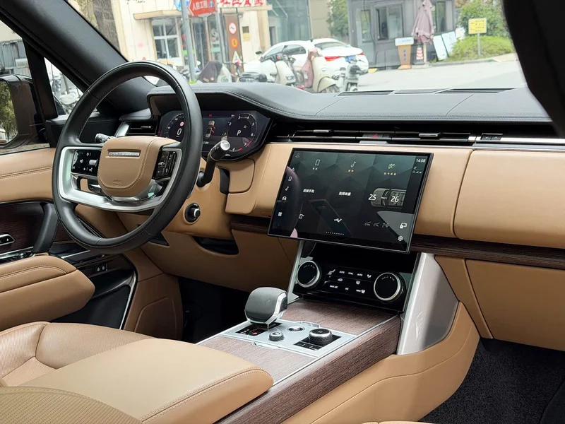 Land Rover Range Rover — фото 19