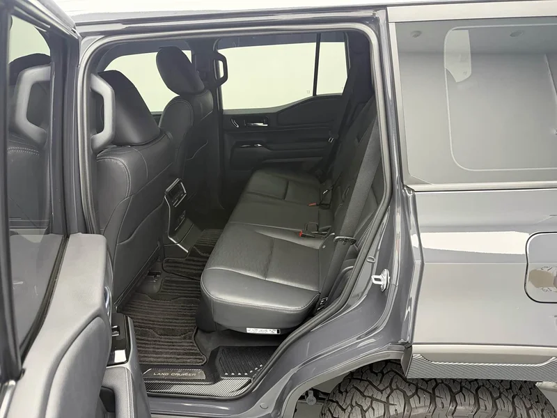 Toyota Prado — фото 16