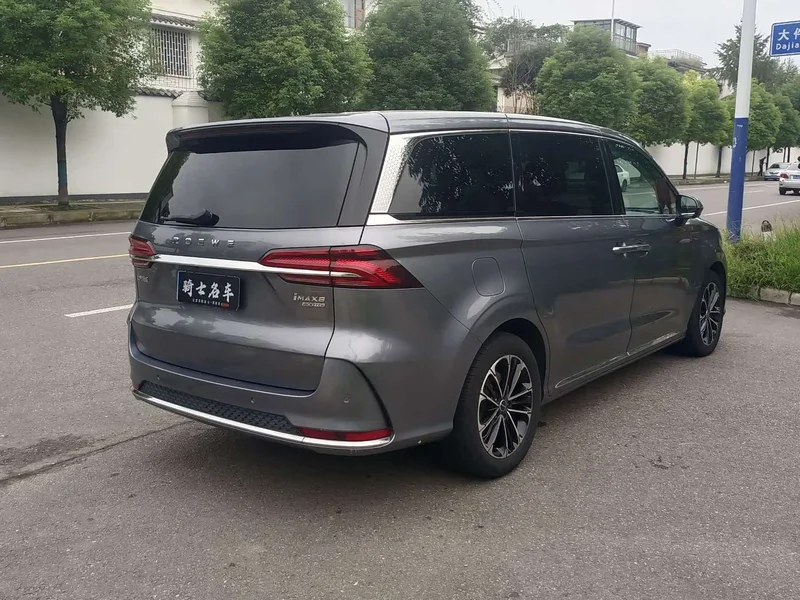 Roewe iMAX8 — фото 13