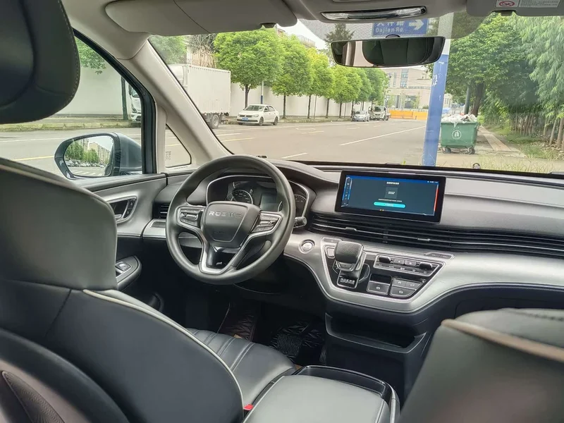 Roewe iMAX8 — фото 7