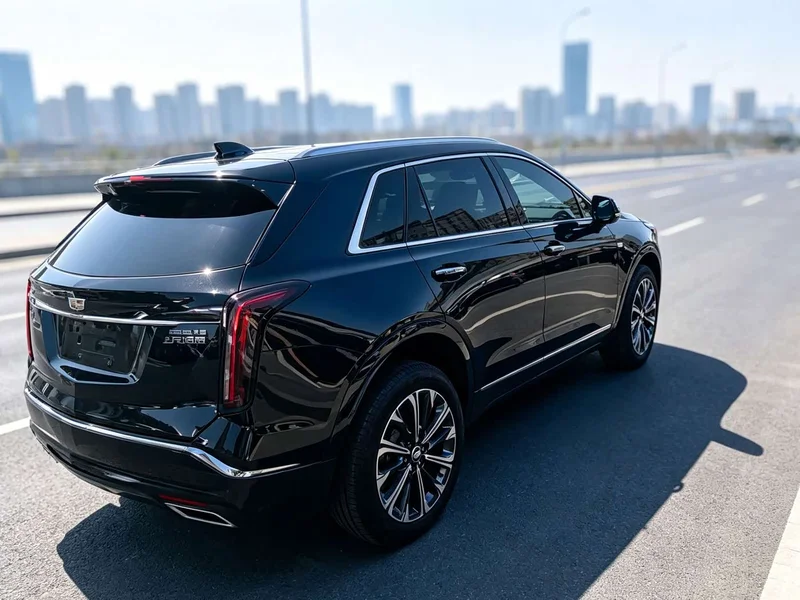 Cadillac XT5 — фото 17