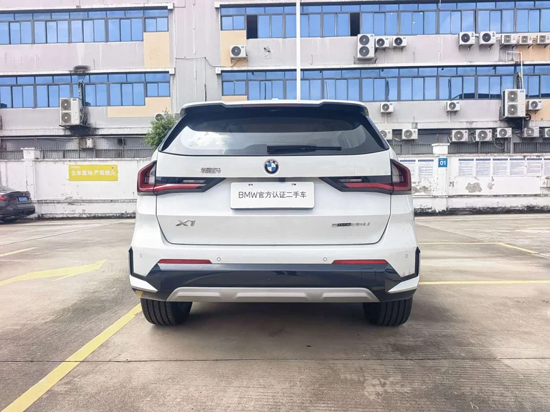 BMW X1 — фото 16
