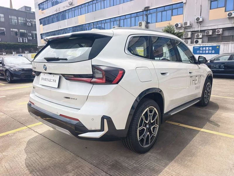 BMW X1 — фото 17