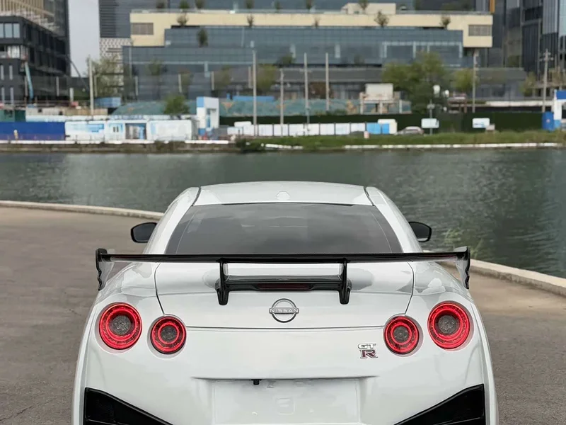Nissan GT-R — фото 3
