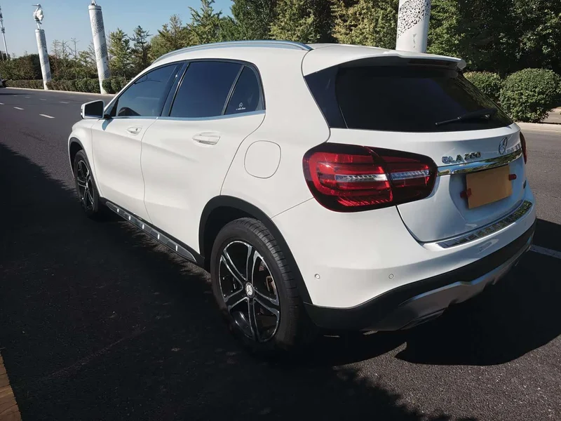 Mercedes-Benz GLA — фото 7