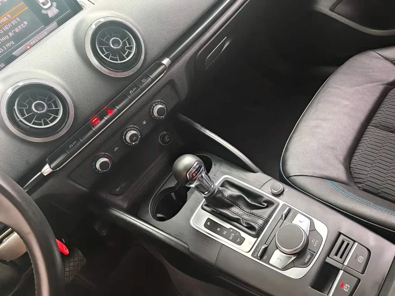 Audi A3 — фото 8