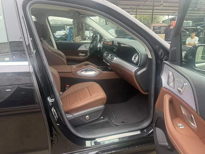 Mercedes-Benz GLE — фото 13