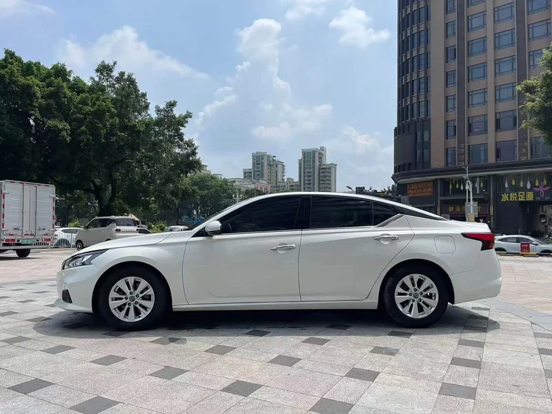 Nissan Teana — фото 4