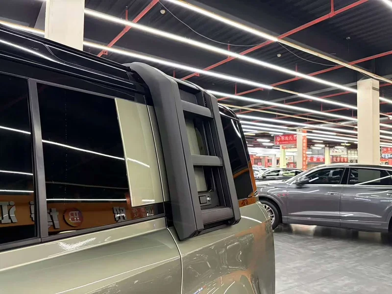 Land Rover Defender — фото 13