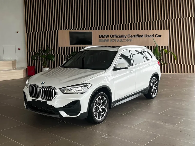 BMW X1 — фото 1