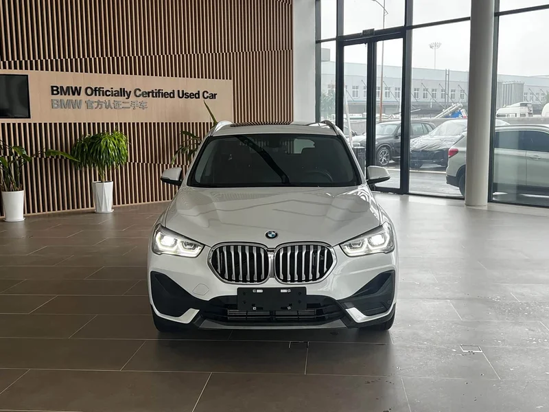 BMW X1 — фото 2