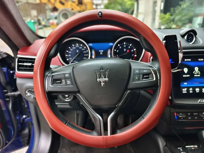 Maserati Ghibli — фото 16