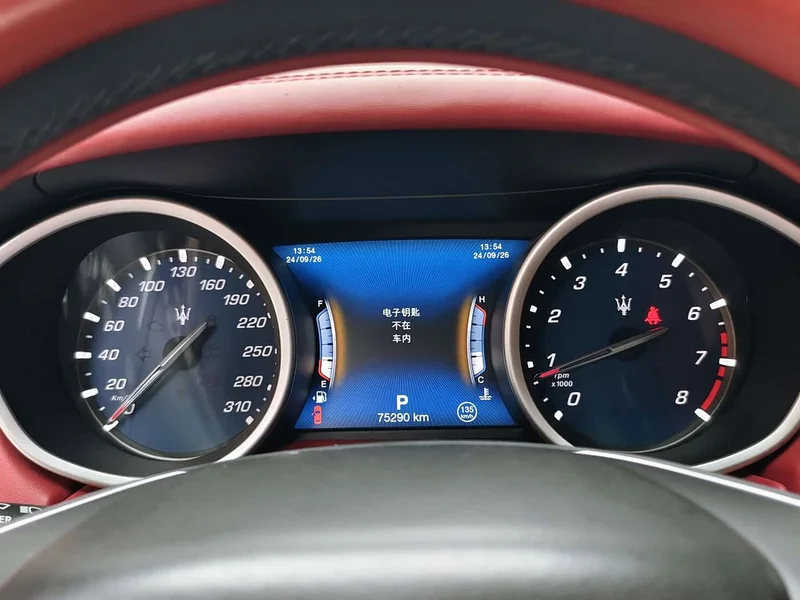 Maserati Ghibli — фото 17