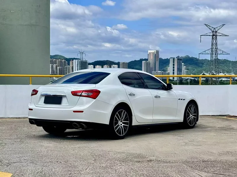 Maserati Ghibli — фото 5