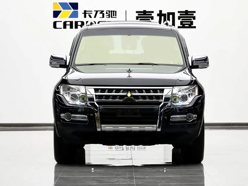 Mitsubishi Pajero (Imported) — фото 2