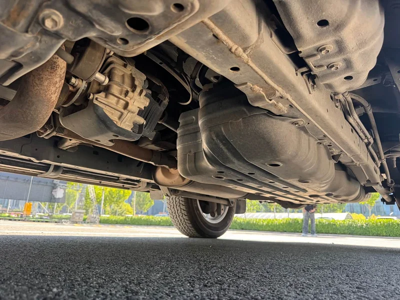 Toyota Prado — фото 19