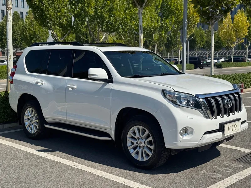 Toyota Prado — фото 3