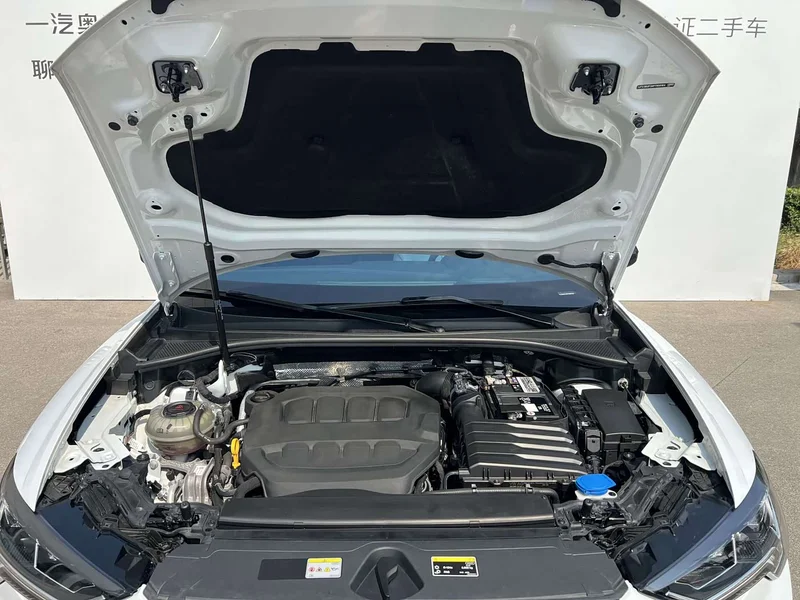 Audi Q3 Sportback — фото 13