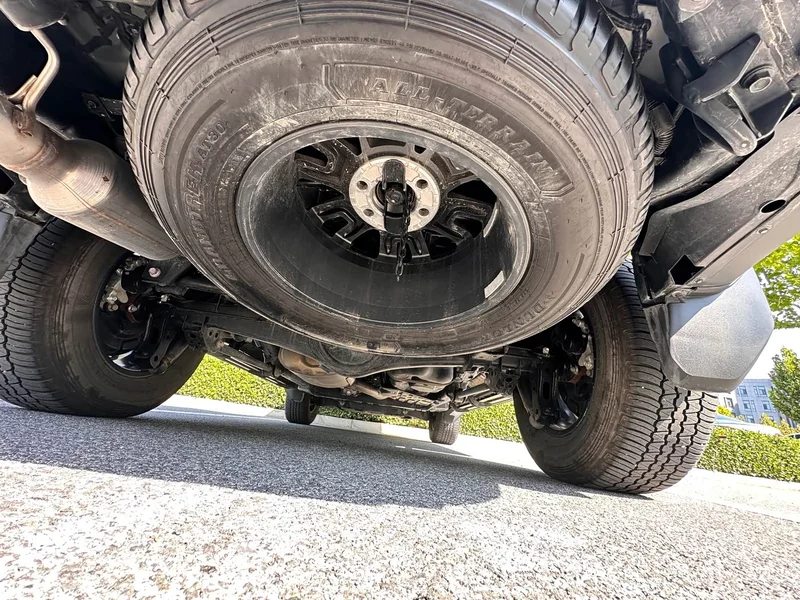 Toyota Prado — фото 13