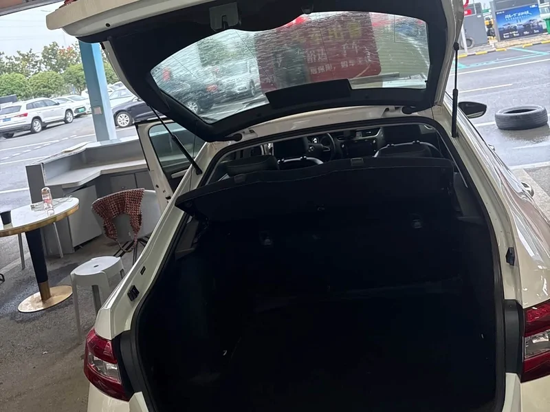 Volkswagen Octavia — фото 15