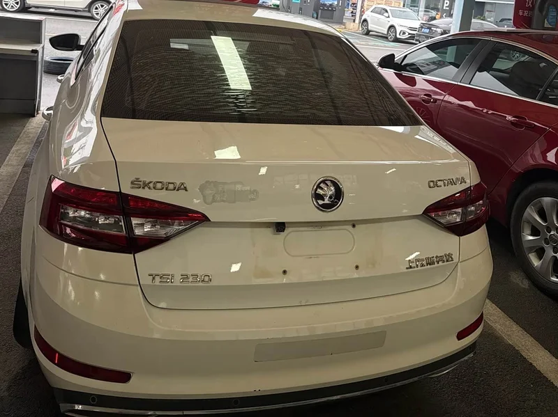 Volkswagen Octavia — фото 4