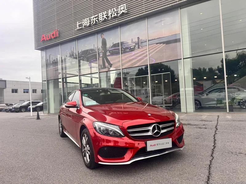 Mercedes-Benz C-Class — фото 1