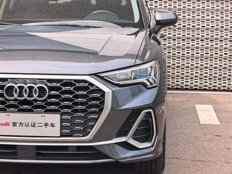 Audi Q3 Sportback — фото 8